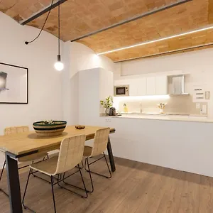  Apartment Bravissimo Cort Reial Entresol B Spain
